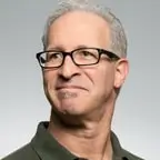 Γιώργος, Επιχειρηματίας